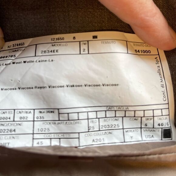 ARMANI COLLEZIONI Made in Italy 100% Wool Blazer.Size 40C - Picture 11 of 12